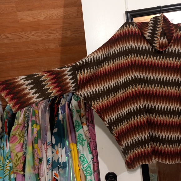 🧁B2G1🧁 Janette Plus Earthy Tones Chevron Pattern Bat-Wing Turtleneck Sweater - Picture 5 of 8